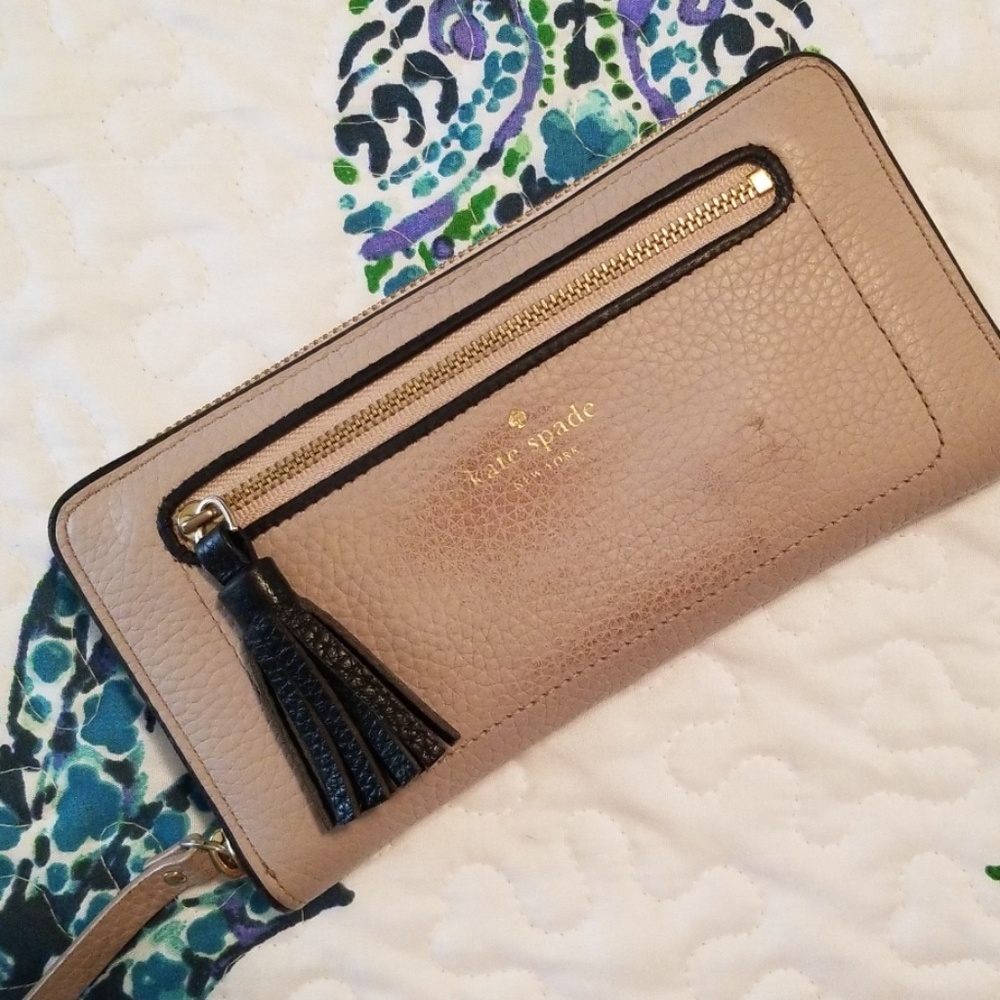 Kate Spade Chester Street Neda Wallet